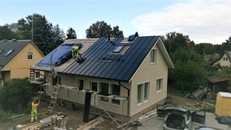 Roofit.solar first installation in Estonia. Photo: Roofit.solar